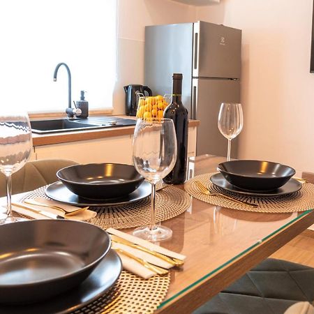 Apartmani Sara 비빈제 외부 사진