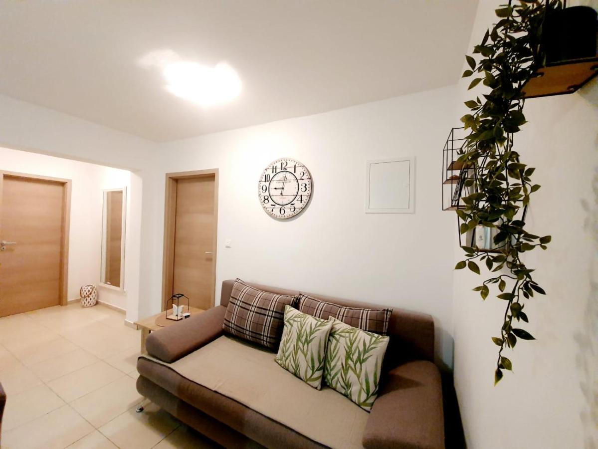 Apartmani Sara 비빈제 외부 사진